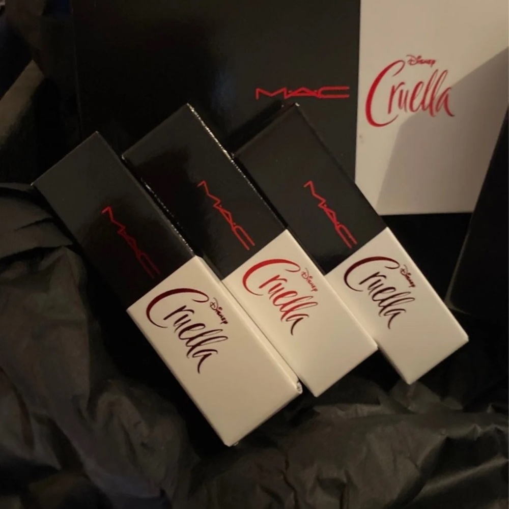 Mac Cosmetics - Picture 3 of 8